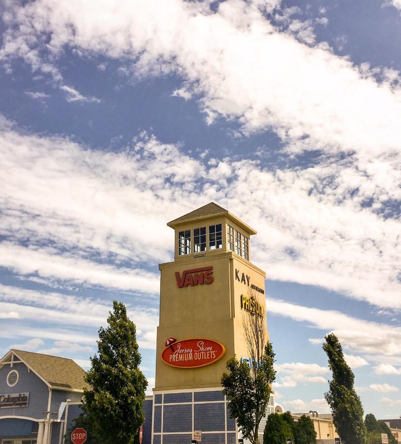 Hotel Charlee Sea Breeze Beach-Suites Seaside Heights Bagian luar foto