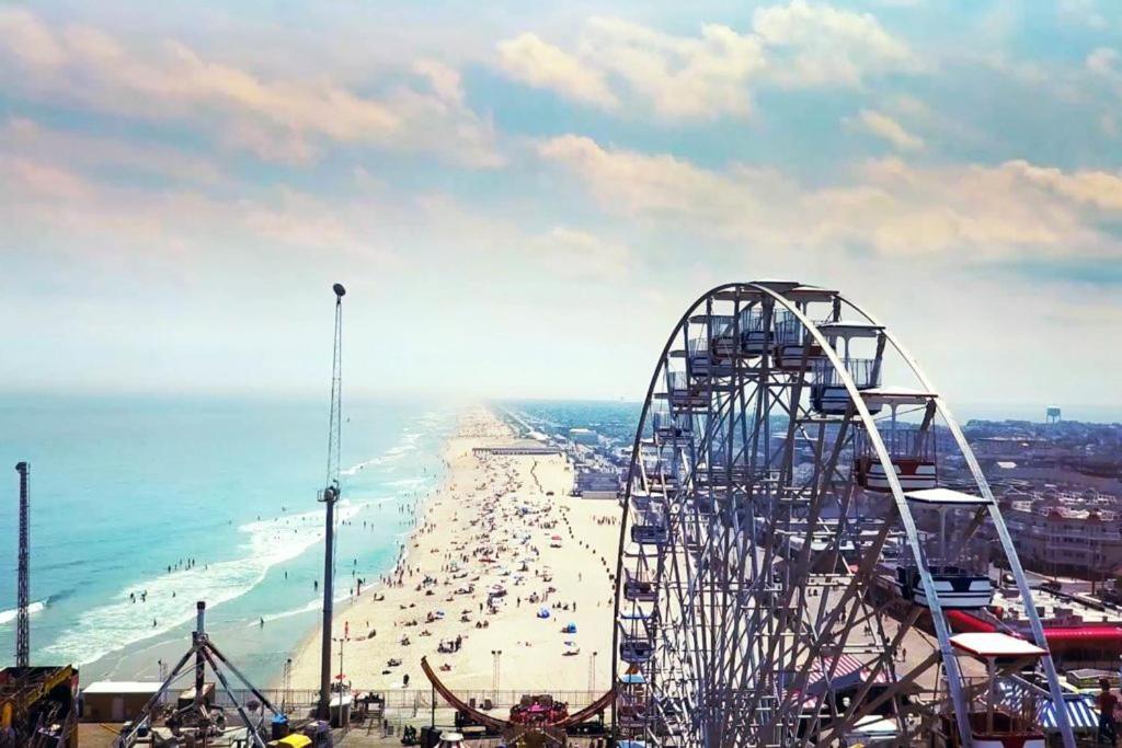 Hotel Charlee Sea Breeze Beach-Suites Seaside Heights Bagian luar foto